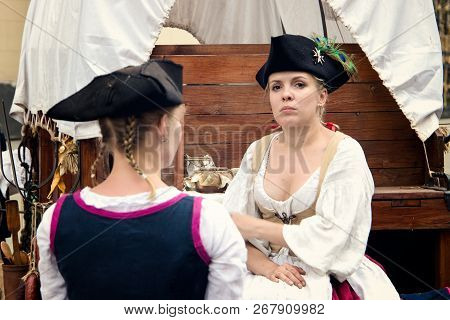 June 12, 2017. Moscow Russia. Russian Day. Exposition Of The 19th Century. Woman Peasant Woman In Th