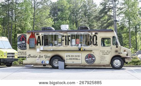 Atlanta, Georgia - May 9, 2015: Preceded By The Chuck Wagon Of The Early America Through The Constru