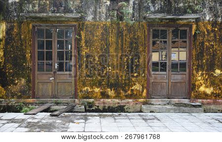 A Building Within The Tieu To Mieu Temple Complex On The Site Of The Divine Storehouse In The Imperi