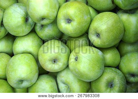 Background With A Lot Of Tasty Green Apples