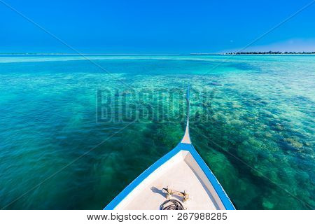 Inspirational Maldives Beach Design. Maldives Traditional Boat Dhoni And Perfect Blue Sea With Lagoo