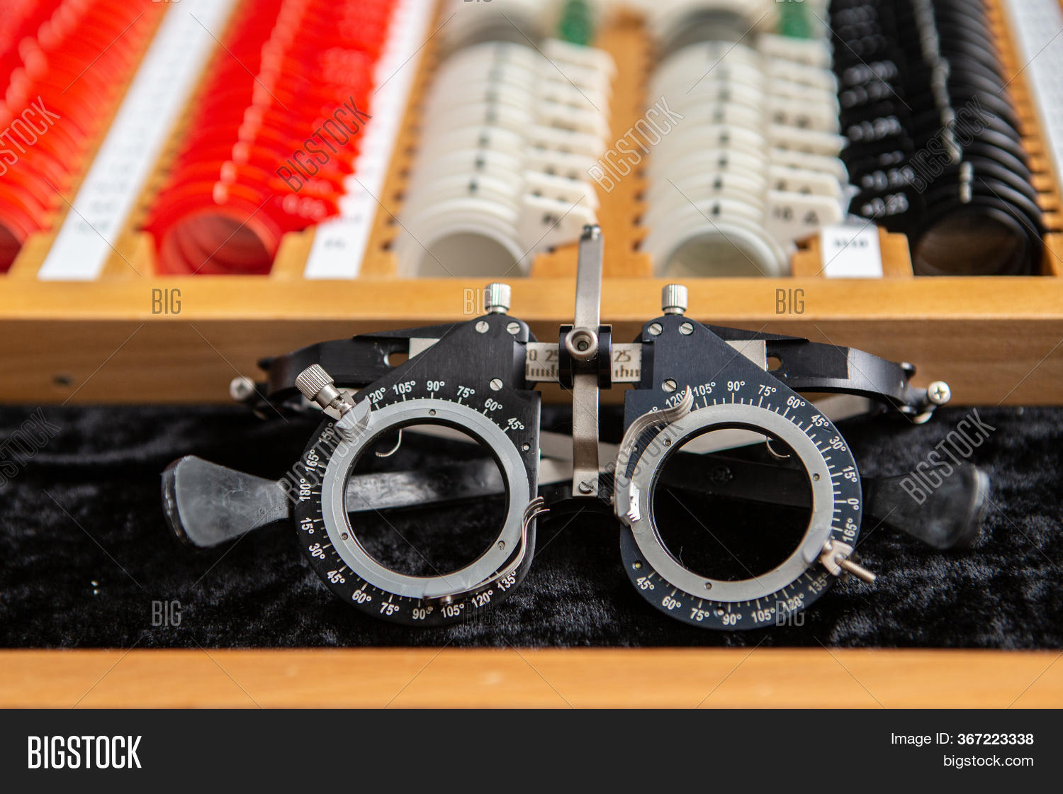 Set Test Eyeglass Image & Photo (Free Trial) Bigstock