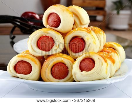 sausage rolled sausage croquette, snack salsicha brazillian