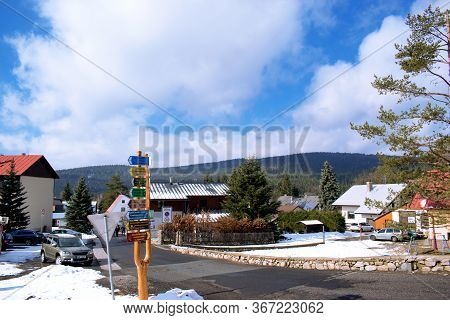 Harrachov, Czech Repablic - 03.08.2020: Editorial Phoro Of Streets Of The City Of Harrachov In The C