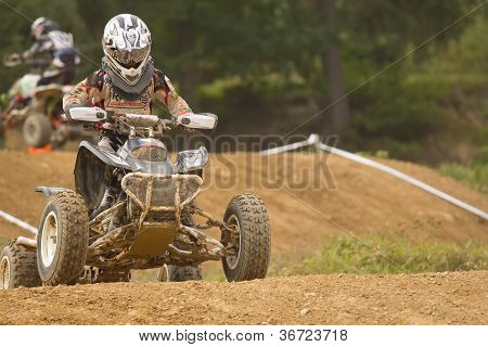 Detaljeret visning af de Quad Rider på banen