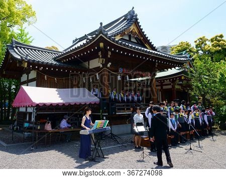 Tokyo / Japan - May 05, 2019: Kameido Tenjin Shrine. School Choir Strike A Chord During Golden Week