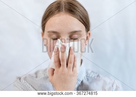 Teenager Girl, Coughing Up Paper Pulp, Feeling Unwell, Sore Throat Temperature, Cautious Virus Disea