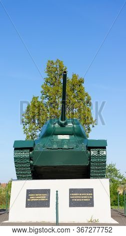 Hortobagy, Hungary - 04 20 2019: Monument Erected In Memory Of Soviet Soldiers Who Died In The Great