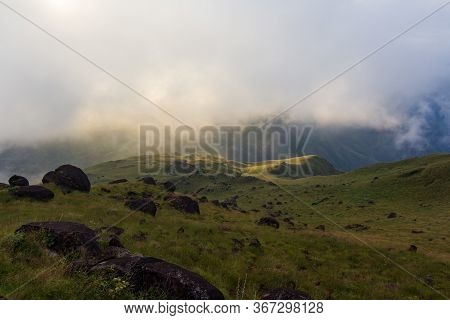 Mountain View With The Morning Sun Along With The Mist That Floats Through : Mulayit Taung,moei Wadi
