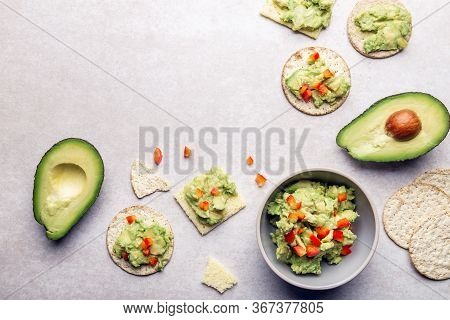 Healthy Gluten Free Snacks. Oatcakes And Sea Salt Crackers With Avocado And Bell Pepper Mash. Ideal 