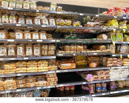 Orlando, Fl/usa-5/3/20: The Bread Aisle Of A Whole Foods Market Grocery Store.