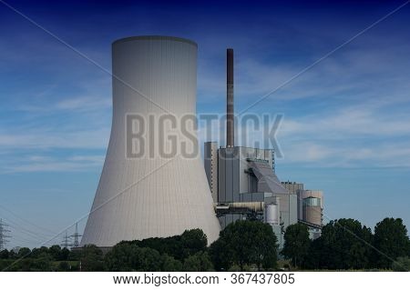 Power Plant Walsum In Duisburg-walsum. The Coal-fired Power Plant Is Located On The Site Of The Form