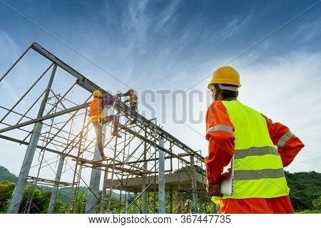 Engineer Technician Watching Team Of Workers On High Steel Platform, Engineer Technician Constructio