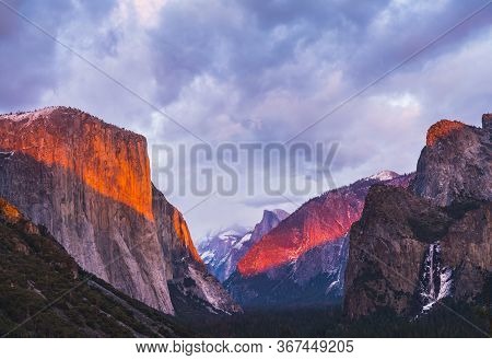 Beautiful Colorful Of Yosemite National Park At Sunset In Winter Season,yosemite National Park,calif