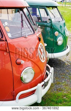 Bordeaux , Aquitaine / France - 10 23 2019 : Volkswagen Old Kombi Type 2 Vw Bulli Vintage Minibus Re