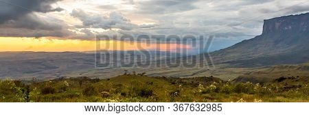 Mount Roraima Banner Web, Venezuela, South America.