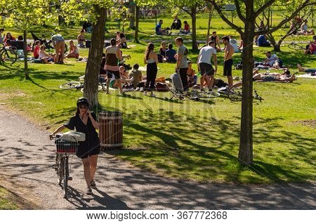 Montreal, Ca - 23 May 2020 : People Gathering During Coronavirus Pandemic In Laurier Park