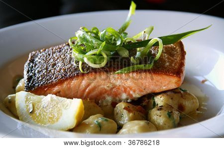 Somon Steak