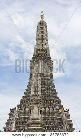 pha prang wat a-roon in bangkok thailand