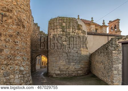 Medieval Town Of Urueña In The Province Of Valladolid (castilla Y Leon, Spain)