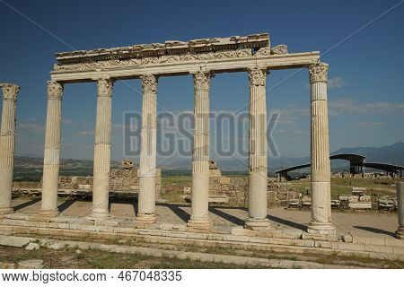 Columns In Laodicea On The Lycus Ancient City In Denizli City, Turkiye