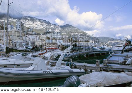 Monaco / Francia - December 10, 2022: Montecarlo Town View, Montecarlo, Monaco, France, Europe