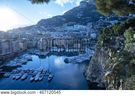 Monaco / Francia - December 10, 2022: Montecarlo Town View, Montecarlo, Monaco, France, Europe