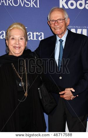 LOS ANGELES - JUN 12:  Marilyn Bergman and Alan Bergman arrives at the Crystal and Lucy Awards 2013 at the Beverly Hilton Hotel on June 12, 2013 in Beverly Hills, CA