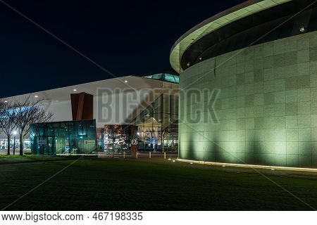 12  Decembar 2022, Amsterdam, Netherlands,  View On Amsterdam During The Light Festival In The Nethe
