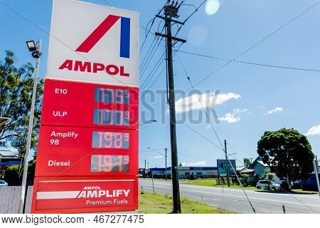 Grafton, Australia - 2022-04-11 Ampol Petrol Service Station Display With Fuel Prices.