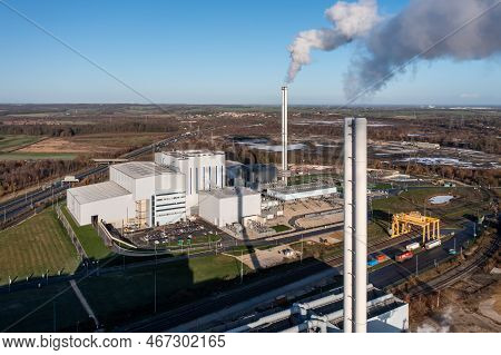 Ferrybridge, West Yorkshire, Uk - December 14, 2022.  An Aerial View Of Ferrybridge 'd' Ccgt Gas Fir