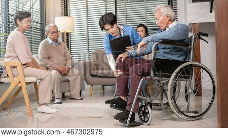Group Of Asian Senior People Are Given Advice By Professional Self Care Psychologist  At Elderly Hea