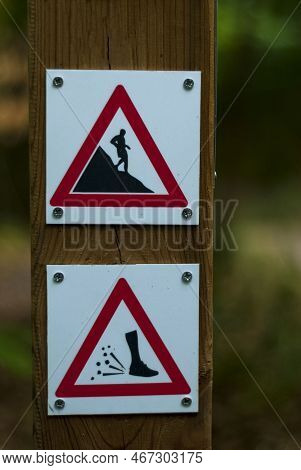 Danger Signs In Hiking, Imba Approval Danger Steep Descent, Loose Stone, Warning