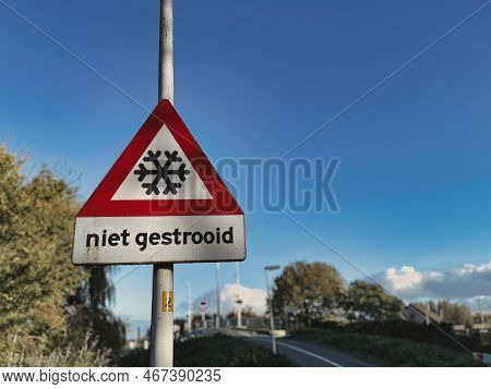 Den Haag, Netherlands - November 04 2021 : A Road Sign Along A Bcycle Track Indicates That The Path 