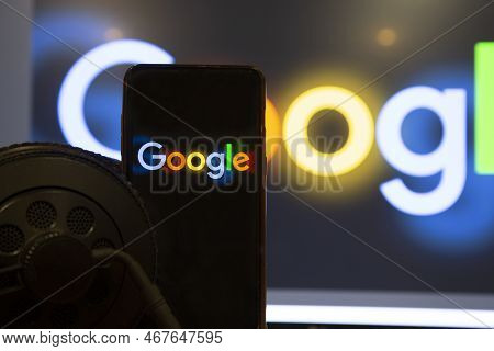 Syktyvkar, Komi, Russia, December 21, 2022, Google Logo.a Search Engine On The Internet.