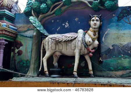 Statue
