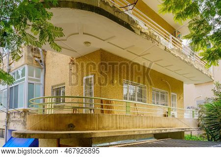 Haifa, Israel - December 23, 2022: View Of An International Style (bauhaus) Building, In Hadar Hacar