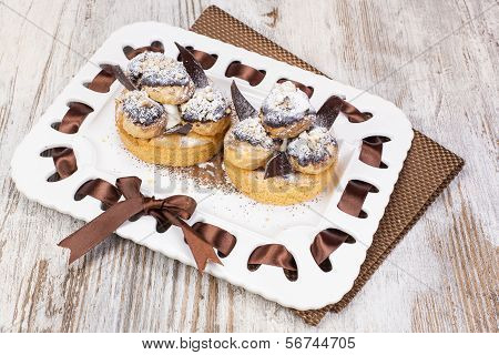 Profiteroles