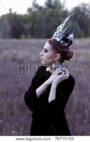 Evil Queen With An Apple