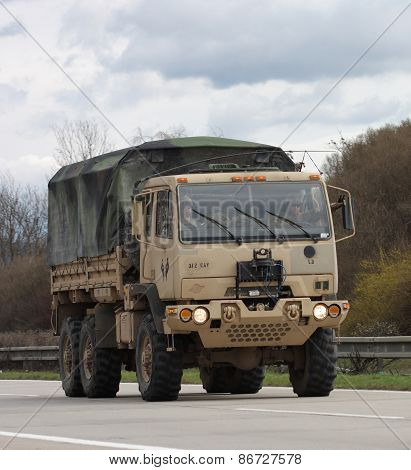 Dragoon Ride - US Army Convoy Drives Through Czech Republic