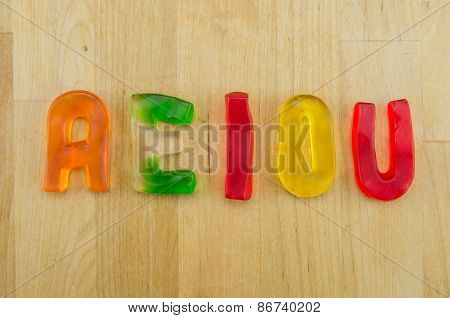 Gummy Words Vowels