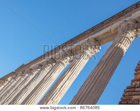 Colonne Di San Lorenzo Milan