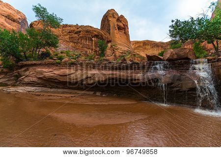 Coyote Gulch Lower Waterfall