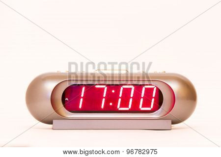 Digital Watch 17:00