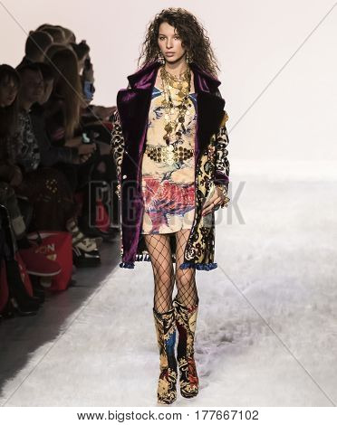 Jeremy Scott - Fall 2017 Collection