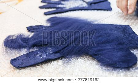Workshop Of Hand Making A Fleece Gloves From Blue Merino Sheep Wool Using Wet Felting Process - Seco