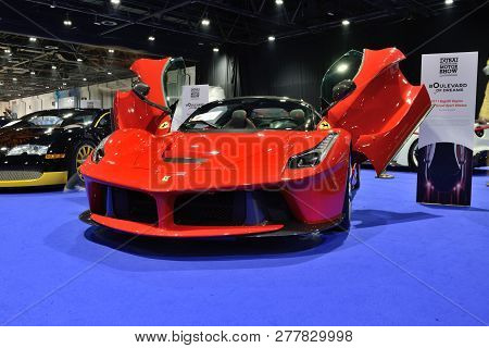 Dubai, Uae - November 18: The Ferrari Laferrari Sportscar Is On Boulevard Of Dreams On Dubai Motor S