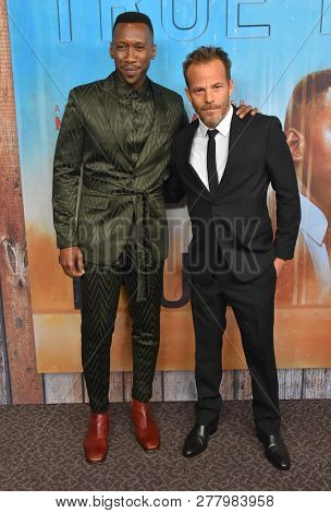 LOS ANGELES - JAN 10:  Mahershala Ali and Stephen Dorff arrives to HBO's 'True Detective' Season 3 Premiere  on January 10, 2019 in Hollywood, CA                