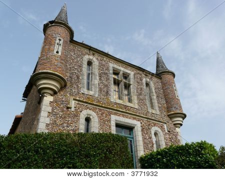 Chateau Gatehouse