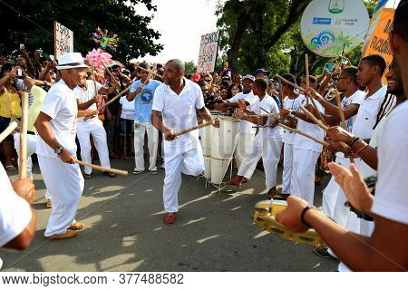 Salvador, Bahia / Brazil - January 24, 2016: Group Performs Maculele Dance Performance At The Tororo